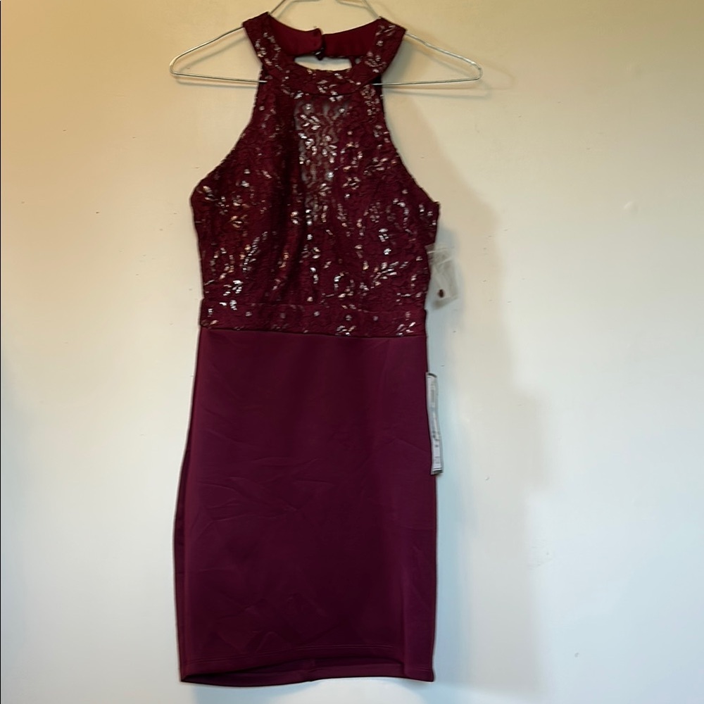 B Darlin elegant burgundy lace top halter dress smooth skirt Macy’s NWT size 5-6